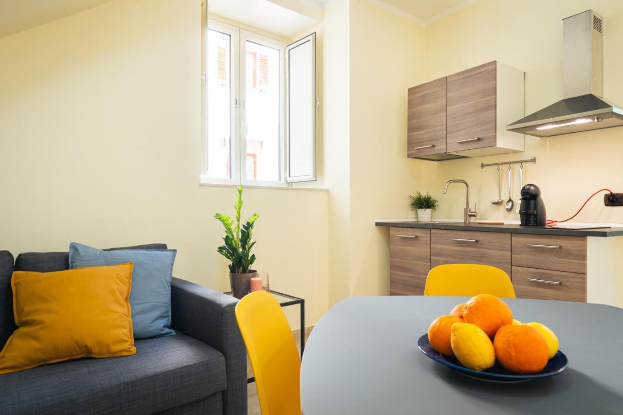Open Sicily Residence - Central Apartments Near Quattro Canti Palermo Kültér fotó