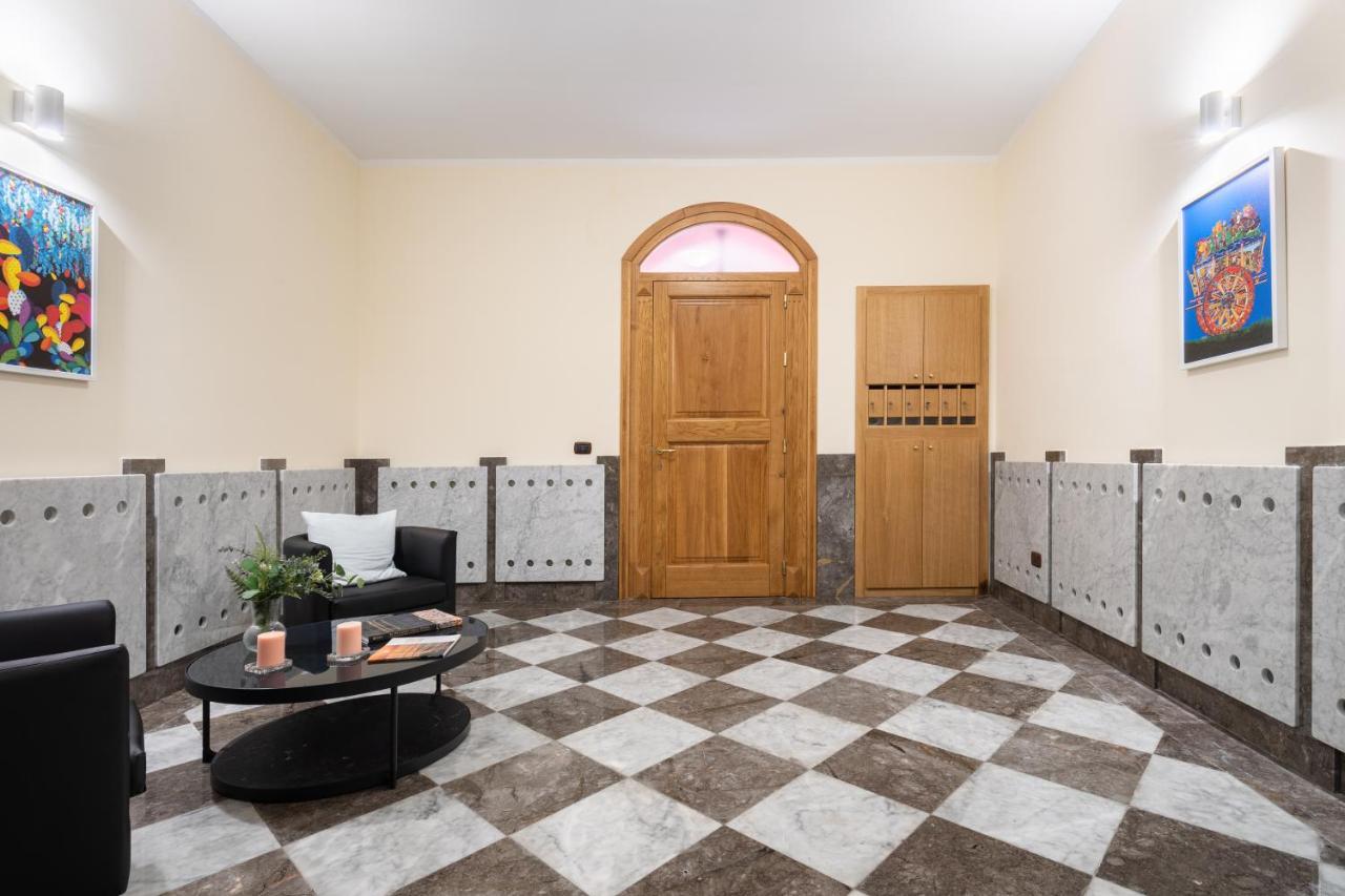 Open Sicily Residence - Central Apartments Near Quattro Canti Palermo Kültér fotó